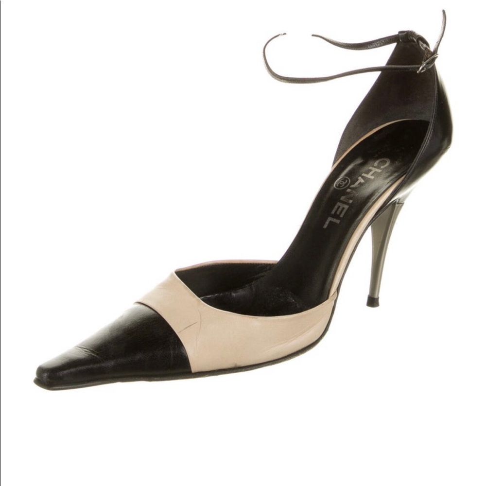 AUTHENTIC CHANEL HEELS